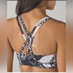 Lululemon Energy Sports Bra in Static Mist White & Black Size 4